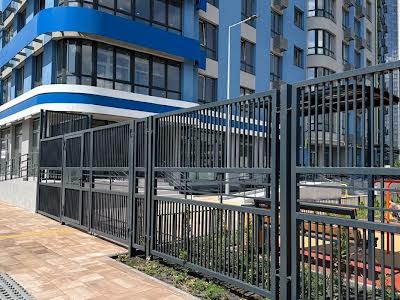 квартира за адресою Дніпровська набережна вул., 17-К
