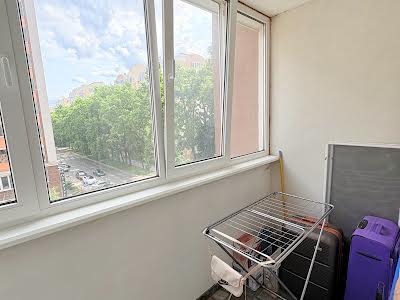квартира за адресою Соборна вул., 105/6