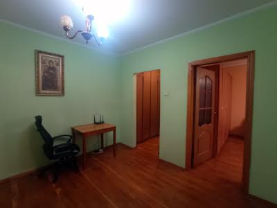 квартира за адресою Григоренка Петра просп., 36