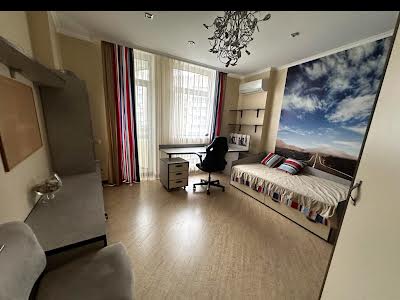 квартира за адресою Федора Ернста вул., 16-Б
