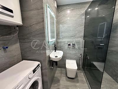квартира за адресою Михайла Максимовича вул. (Онуфрія Трутенка), 32-Б