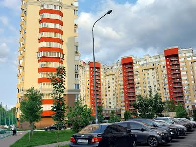 квартира за адресою Василя Симоненка вул., 5-А