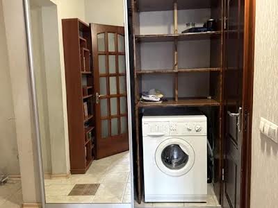 квартира по адресу Вишняковская ул., 8-А