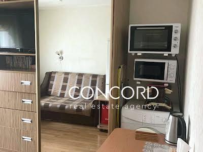 кімната за адресою Голосіївський просп. (40-річчя Жовтня), 17-Б