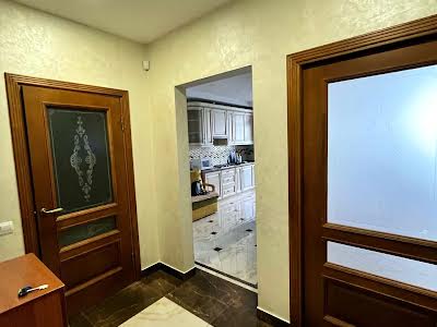 квартира по адресу Угорская ул., 14
