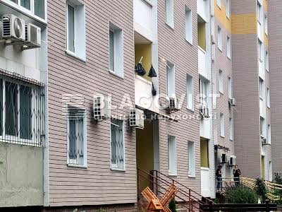 квартира за адресою Науки просп., 55а