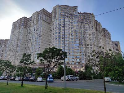 квартира за адресою Анни Ахматової вул., 22