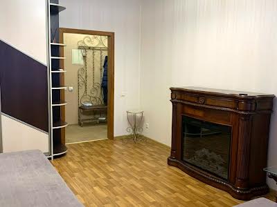 квартира за адресою Дніпровська набережна вул., 26-А