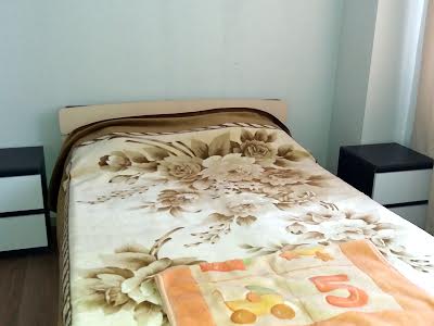 квартира за адресою Академіка Сахарова вул., 11