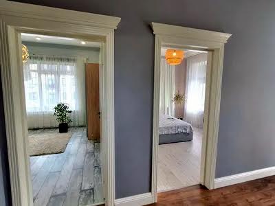 квартира за адресою Успішна вул., 18