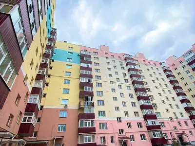 квартира за адресою Михайла Лушпи просп., 5