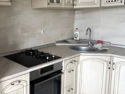 квартира за адресою трудова, 5/1