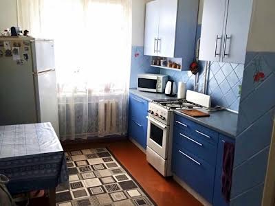 квартира по адресу Молодіжна, 34