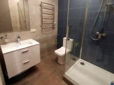 квартира за адресою Сім'ї Кульженків вул. (Петра Дегтяренка), 37