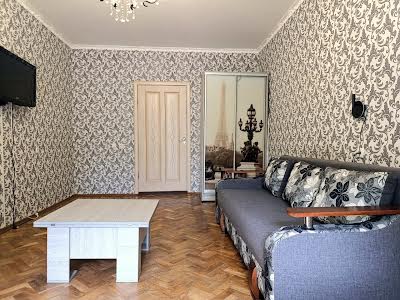 квартира за адресою Коперника вул., 11