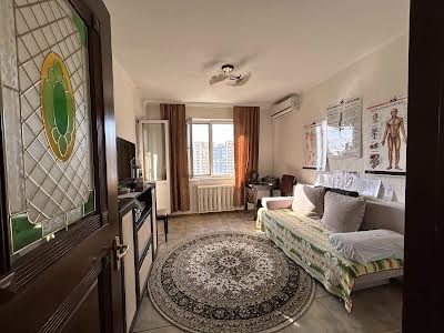 квартира по адресу Драгоманова ул., 14