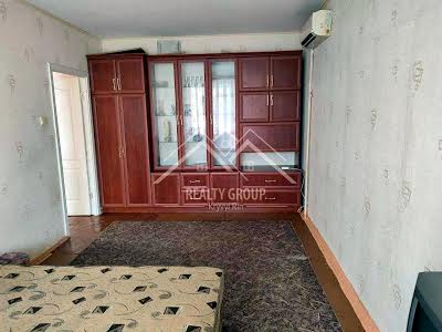 квартира за адресою Покровська вул. (Подбєльського), 17
