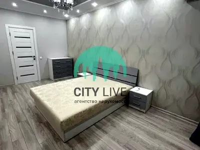 квартира за адресою Андрія Мельника вул., 10