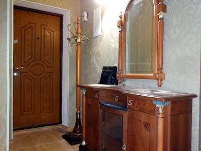 квартира по адресу Героев Крут ул. (Валентини Терешкової), 4