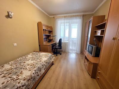 квартира за адресою Набережна Перемоги вул., 134