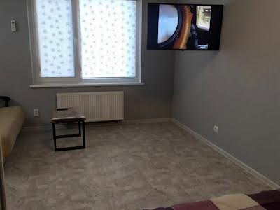 квартира за адресою Вишняківська вул., 4
