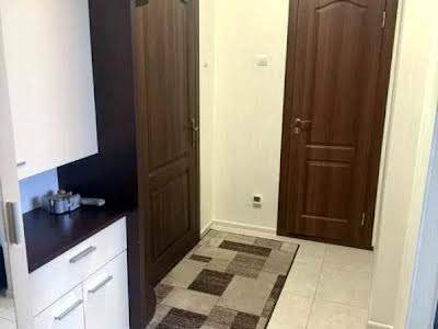квартира за адресою Софії Русової вул., 3
