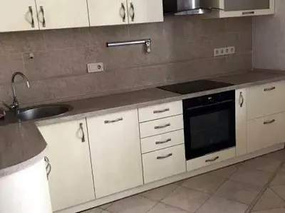 квартира по адресу Патриарха Мстислава Скрипника ул., 40