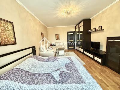 квартира по адресу Бориспольская ул., 4