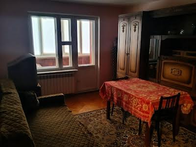 квартира по адресу Быкова Леонида бульв., 7