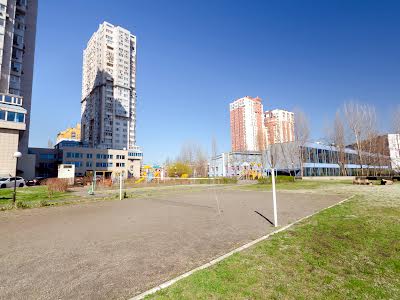 квартира за адресою Юрія Шумського вул., 1а