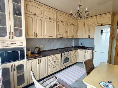 квартира по адресу Полевая ул., 73