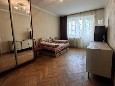 квартира за адресою Світлицького вул., 29/18