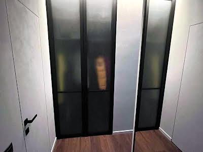 квартира за адресою Салютна вул., 2
