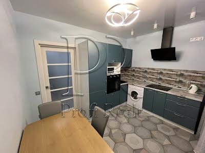 квартира за адресою Сергія Данченка вул., 32