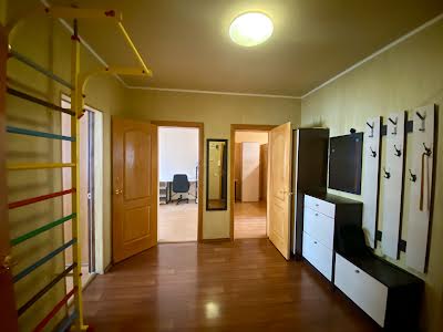 квартира за адресою Київ, Захарівська вул., 1