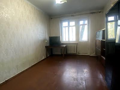 квартира за адресою Богдана Хмельницького вул., 1