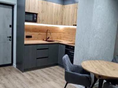 квартира за адресою Ревуцького вул., 40Б