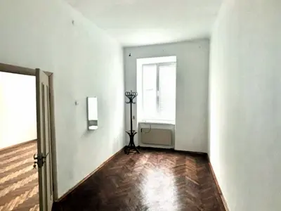 квартира за адресою Хмельницького, 62