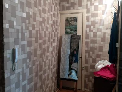 квартира за адресою Стадіонна вул., 14