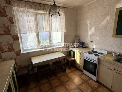 квартира за адресою Людвіга Свободи, 35В
