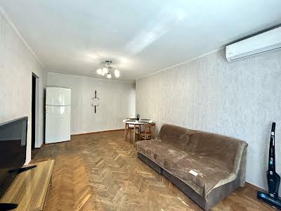 квартира за адресою Олександра Поля просп. (Кірова), 82-А