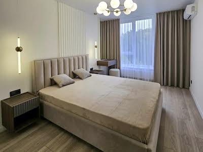 квартира за адресою Вербицького вул., 7
