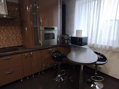 квартира за адресою Юрія Шумського вул., 1-Б