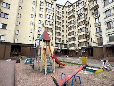 квартира за адресою Кирилівська вул. (Фрунзе), 14/18