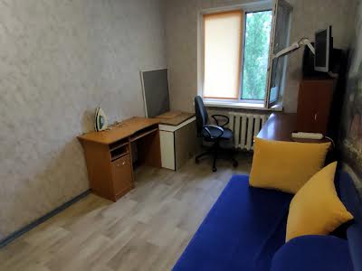 квартира за адресою Академіка Філатова вул., 62