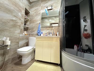 квартира за адресою Перлина, 5а