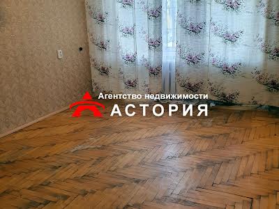 квартира за адресою Полякова, 3Б