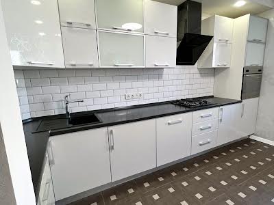 квартира за адресою Академіка Сахарова вул., 26