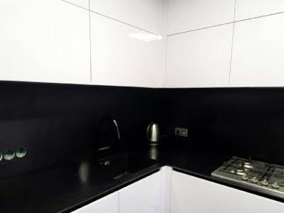 квартира по адресу Богдана Хмельницкого просп. (Героев Сталинграда), 133