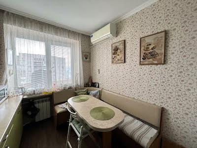 квартира по адресу Широка, 70